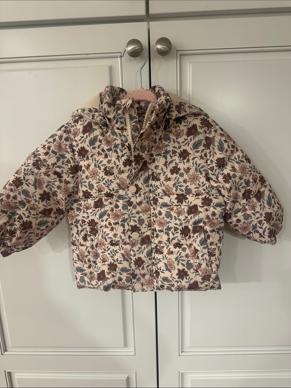 Rylee + Cru Cream and Brown Floral Puffer Jacket. NEW! 6/12 months